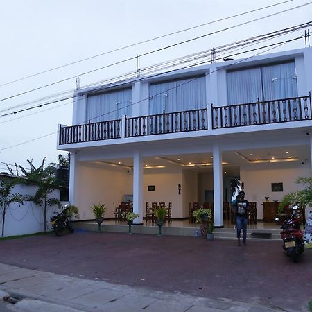 Lochana Beach Hotel Ettukala Extérieur photo