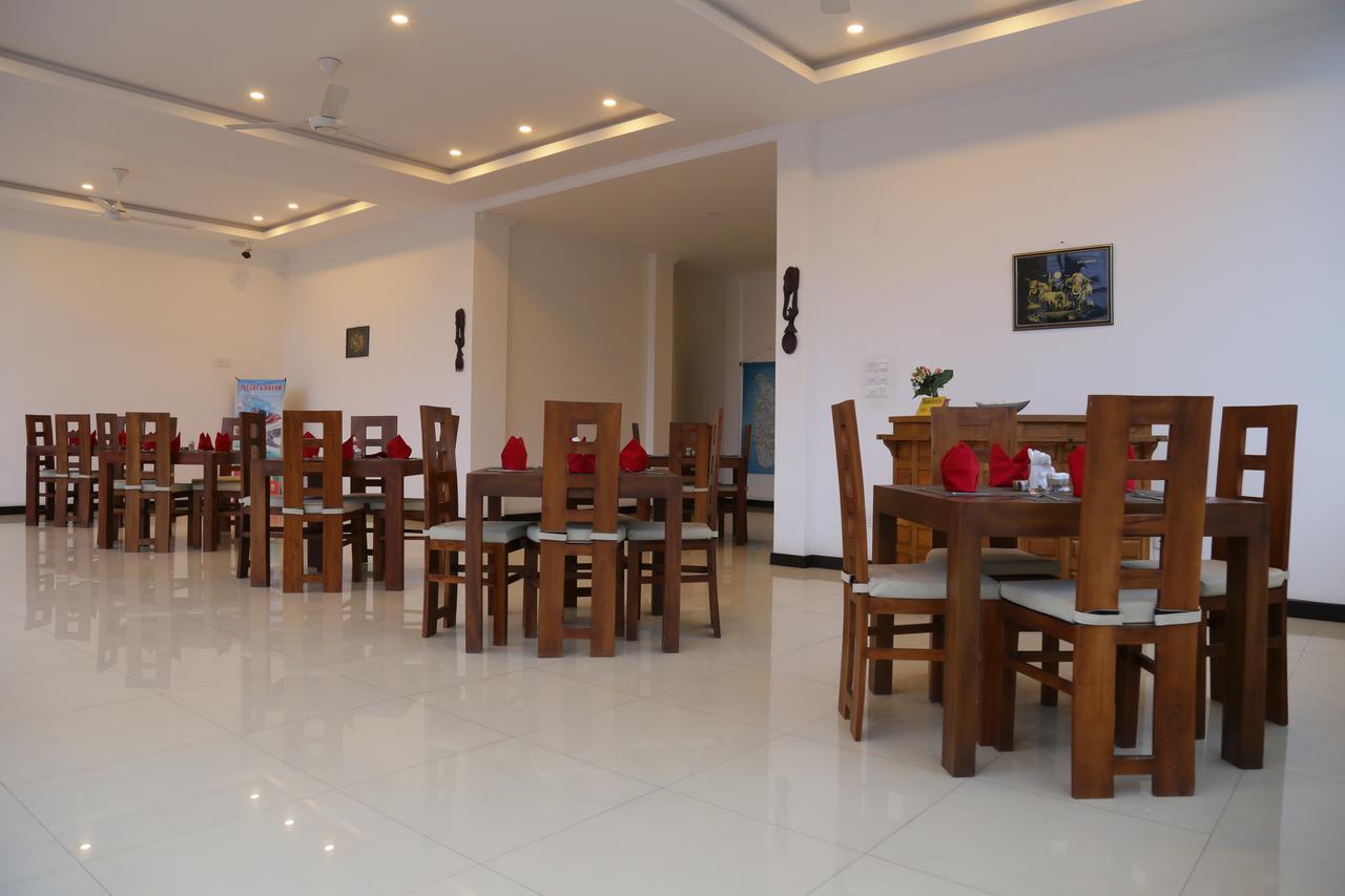 Lochana Beach Hotel Ettukala Extérieur photo