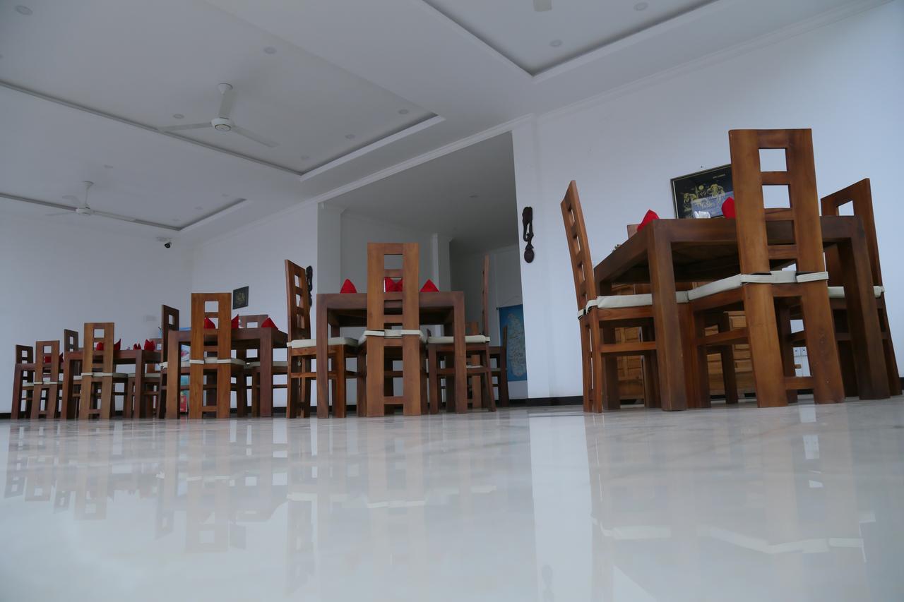 Lochana Beach Hotel Ettukala Extérieur photo