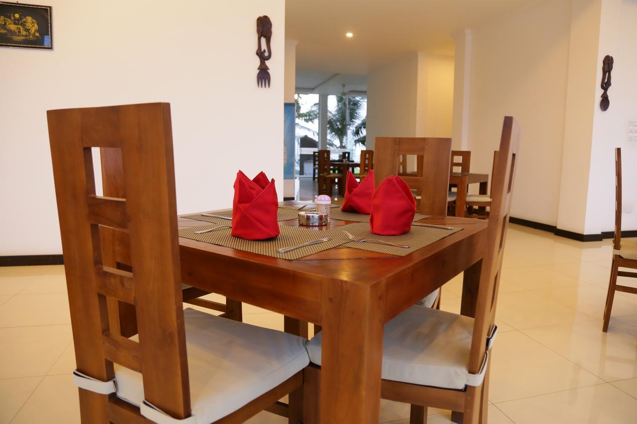 Lochana Beach Hotel Ettukala Extérieur photo